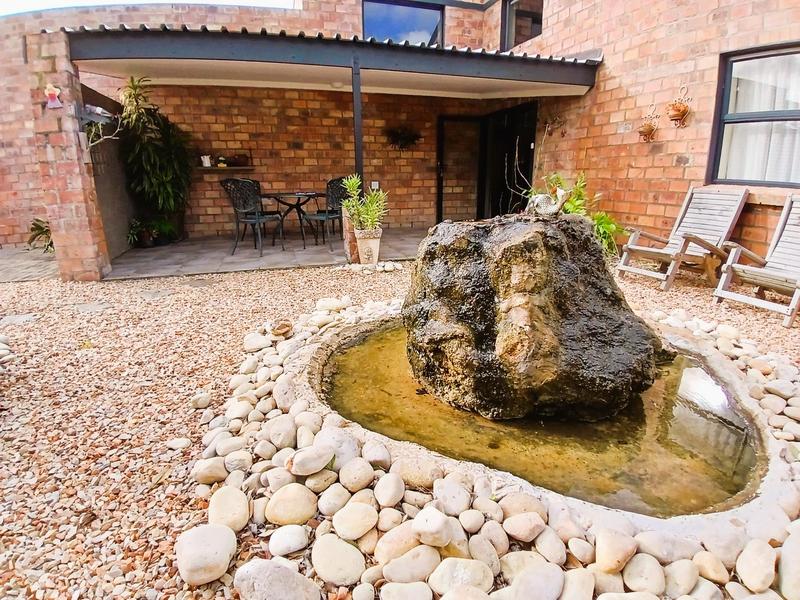 3 Bedroom Property for Sale in Stilbaai Wes Western Cape